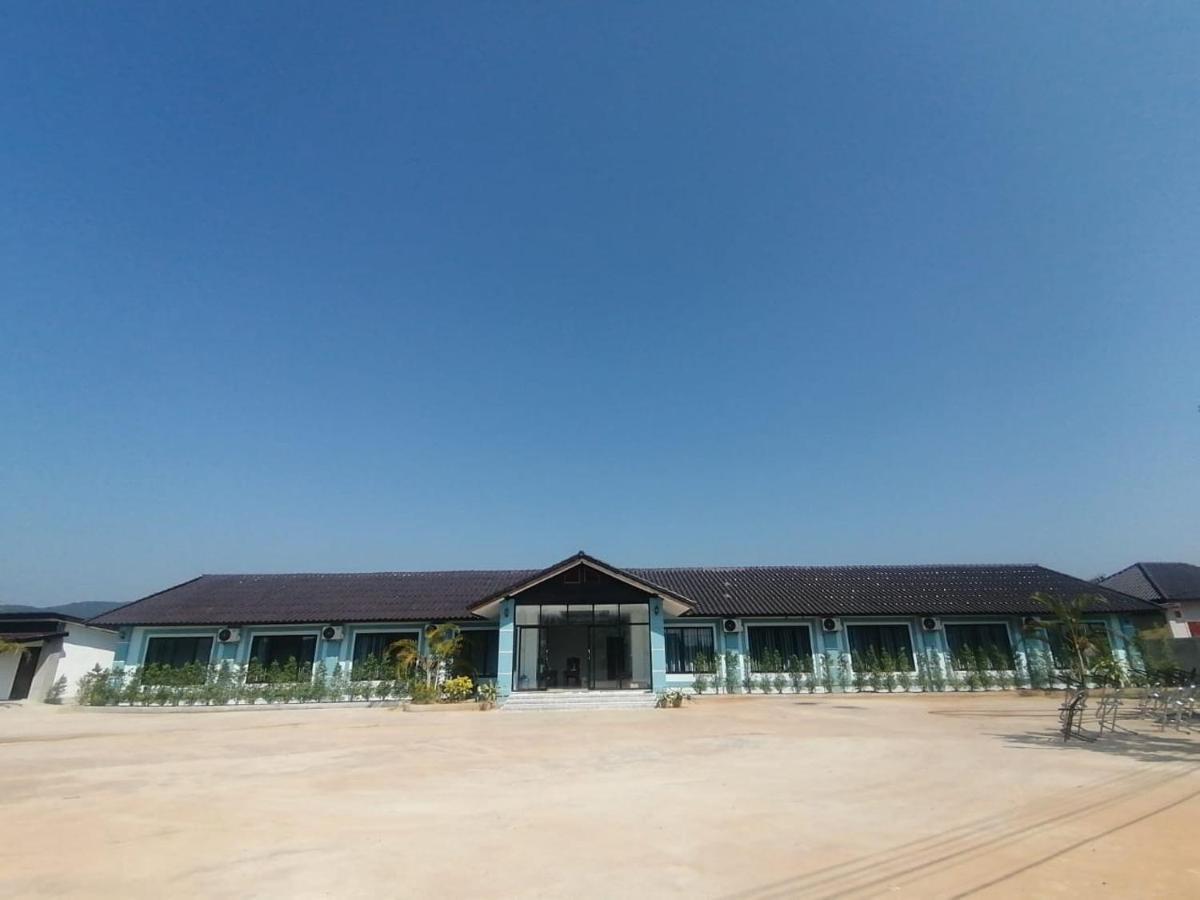 فندق ເຮືອນພັກບີວີ Ban Thongchai-Tai المظهر الخارجي الصورة